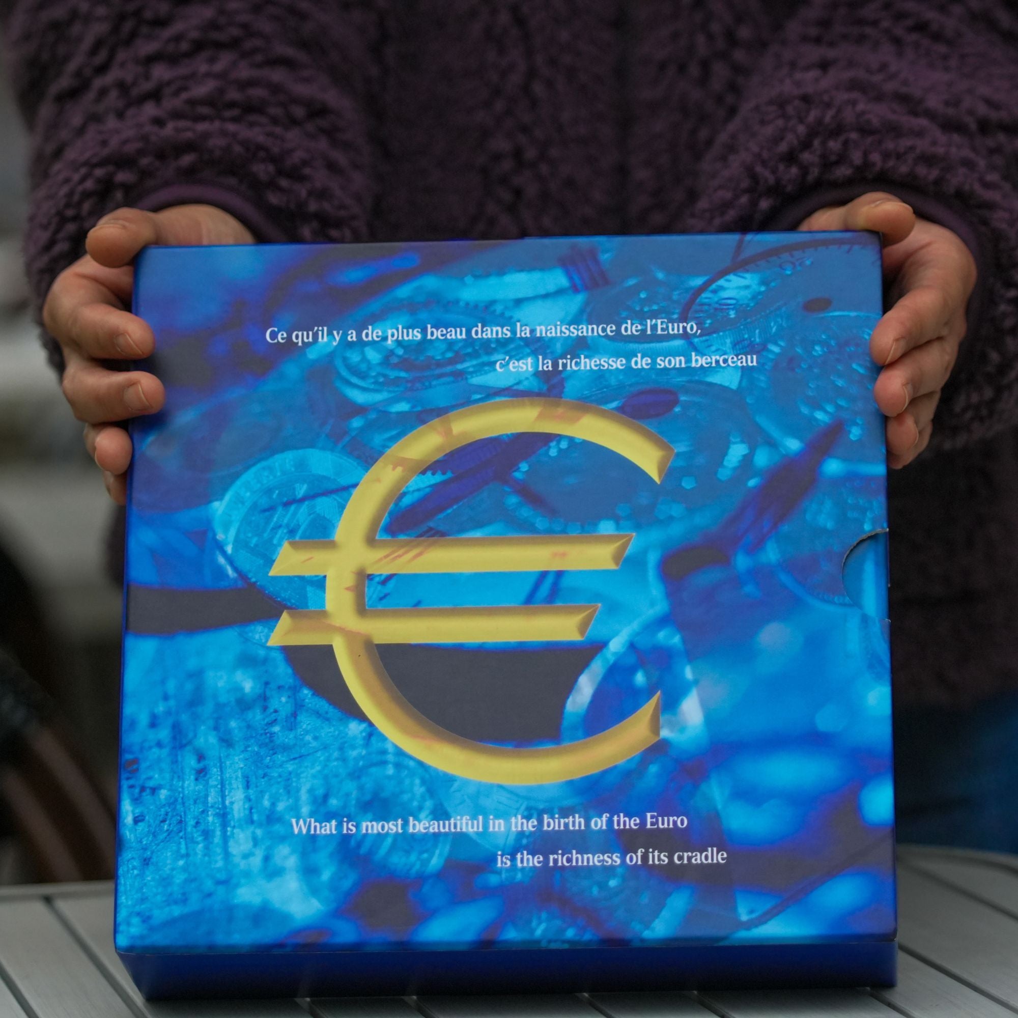 Erinnerungsalbum zu 25 Jahren Euro